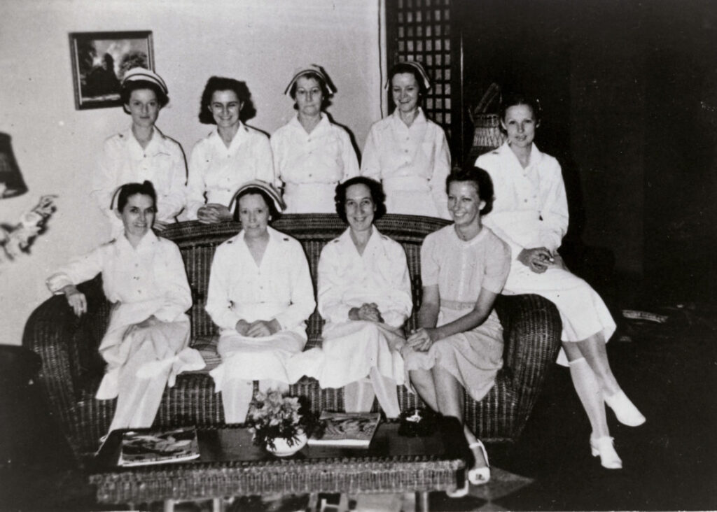 US Navy nurses in Cañacao Hospital. 